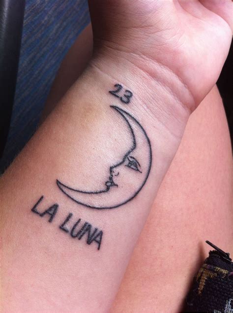 tattoos luna